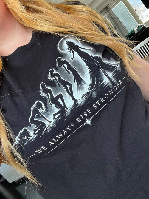 She Rises - Unisex t-shirt